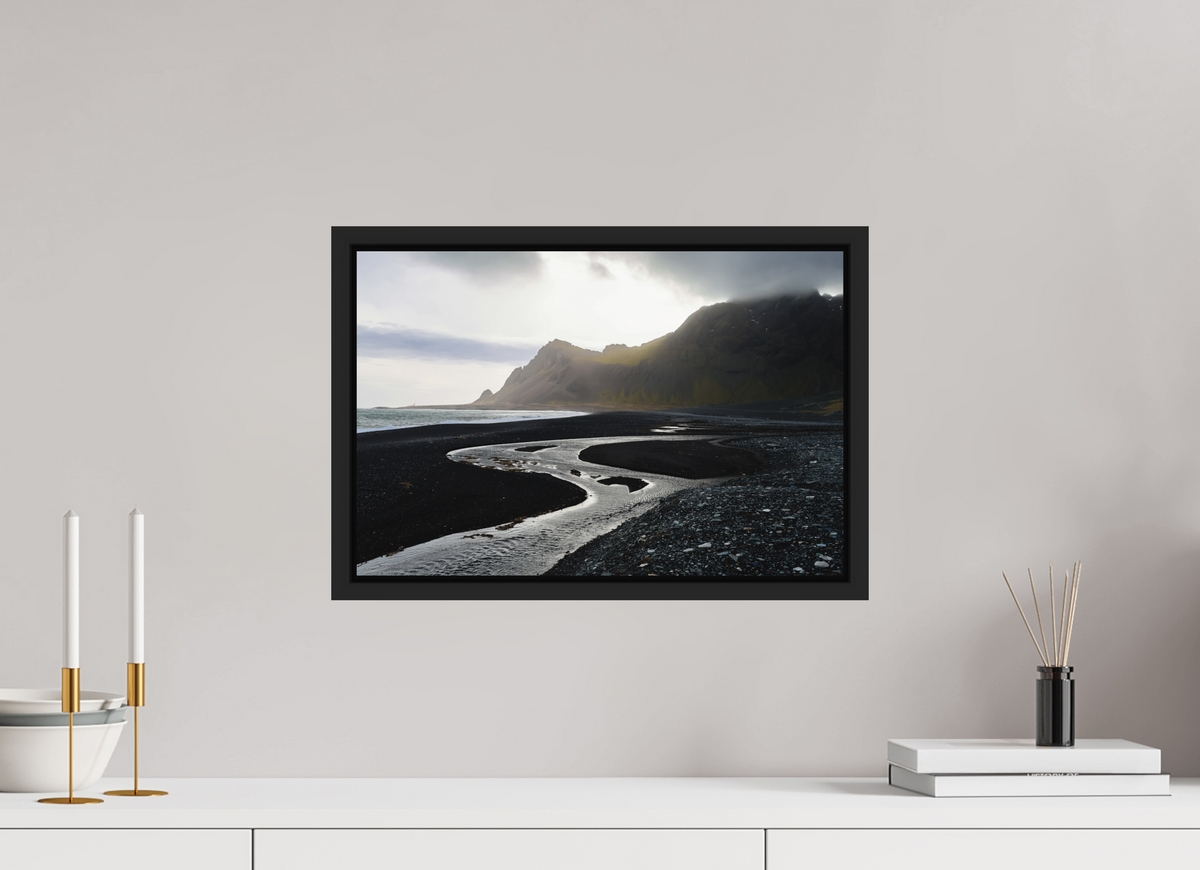 45 x 30 cm, Caisse américaine alu dibond Where the River Meets the Sea — Iceland