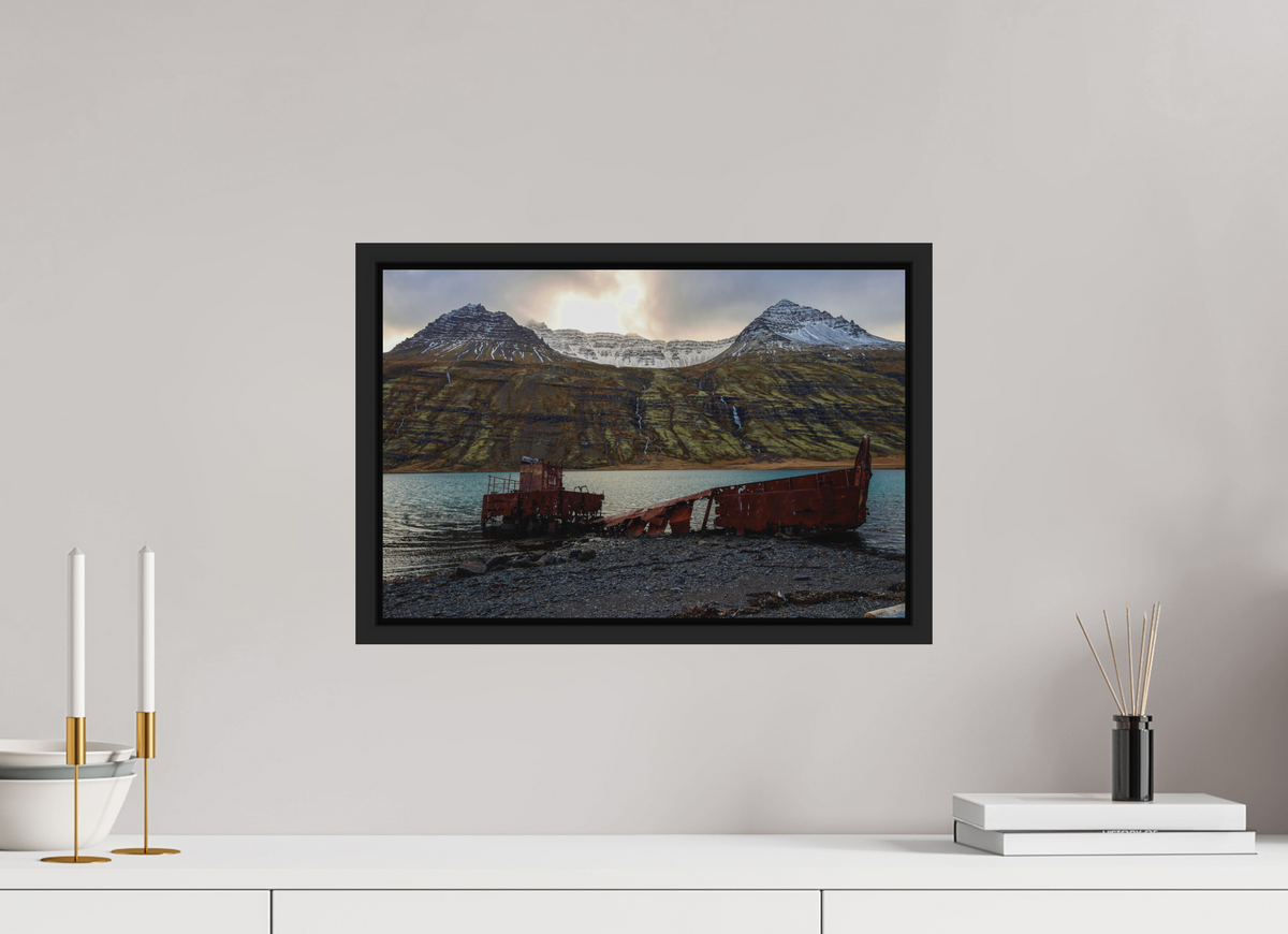 45 x 30 cm, Caisse américaine alu dibond Stranded in the fjord