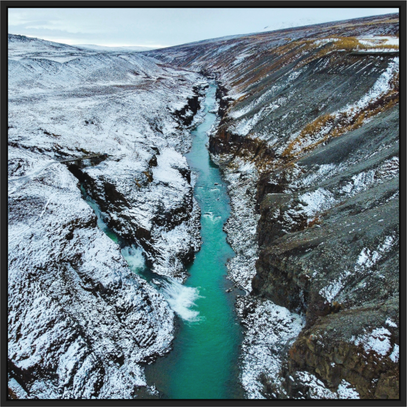 Main image Between Two Seasons — Iceland