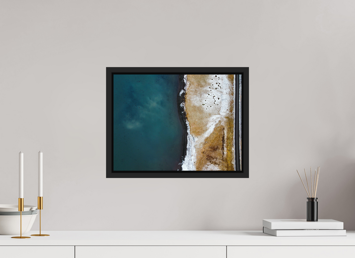 40 x 30 cm, Caisse américaine alu dibond Between Land & Sea — Iceland