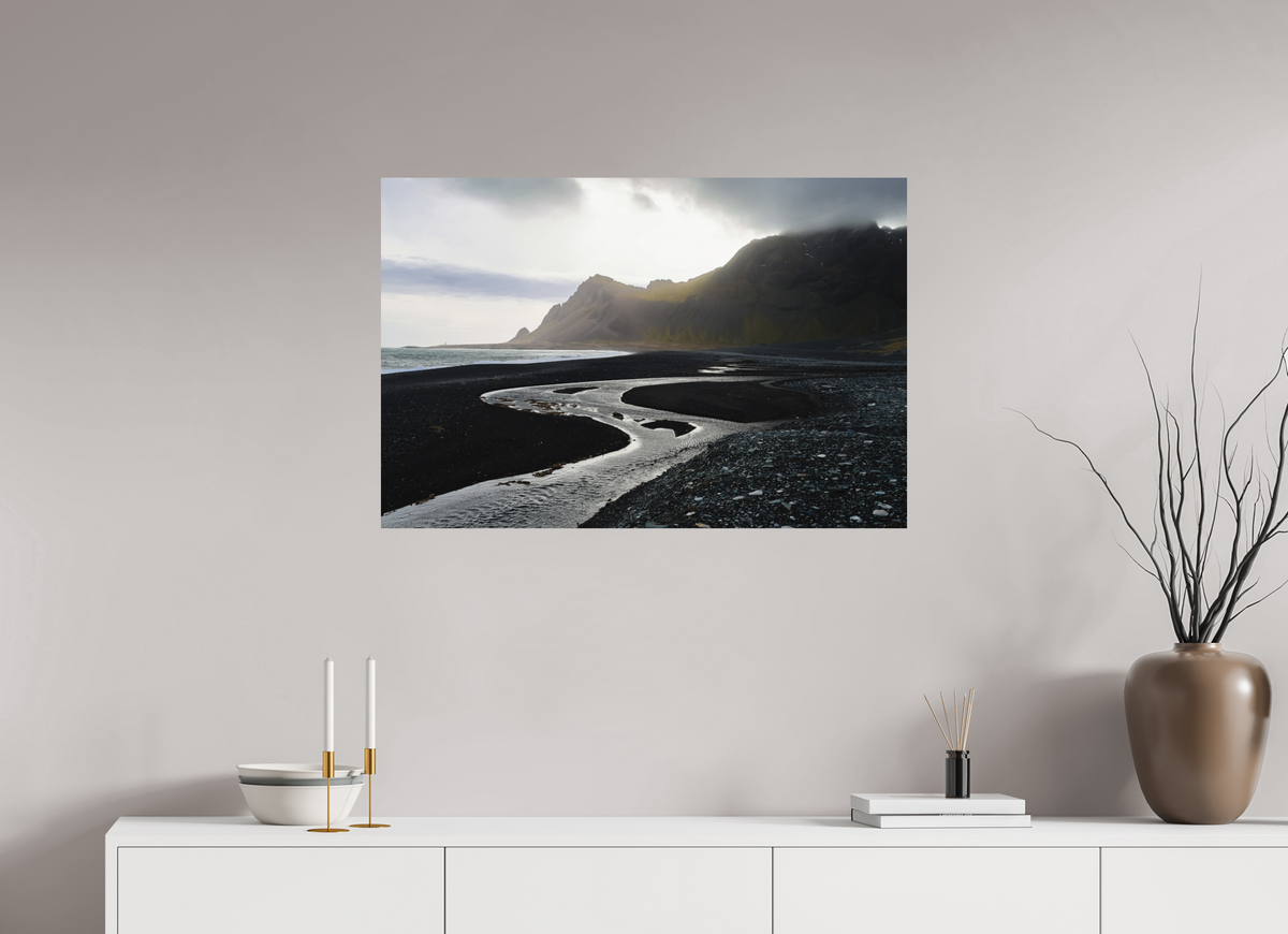 90 x 60 cm, Tirage Alu dibond Where the River Meets the Sea — Iceland
