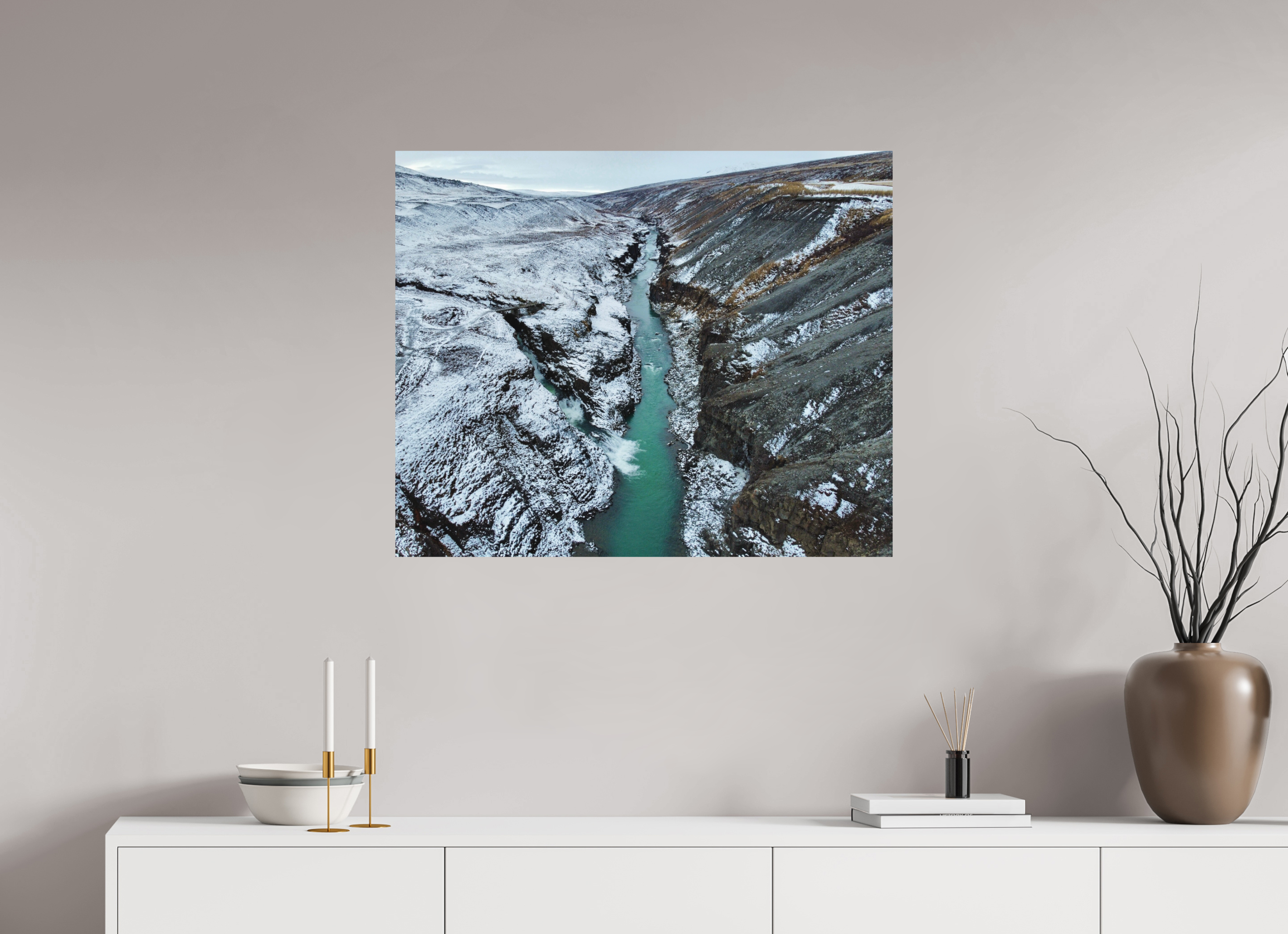 85,7 x 70 cm, Tirage photo mat Between Two Seasons — Iceland